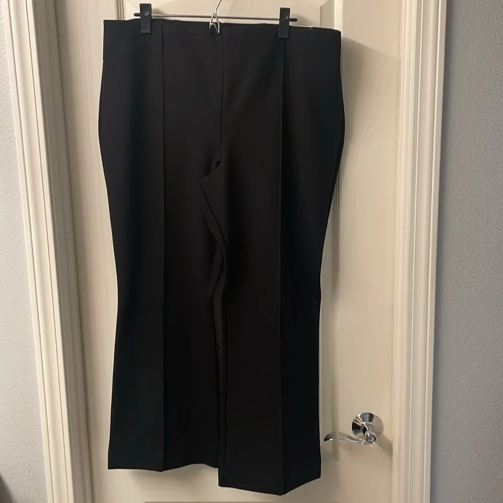 Express Columnist High-Waisted Front Seam Cropped Flare Pant - Picture 6 of 10